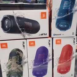 Flip 7 Jbl Personal Bluetooth Speakers.  Brand New 