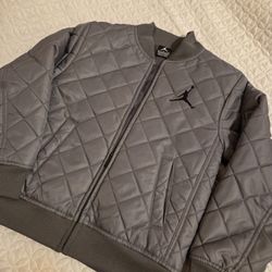 BOYS JORDAN JACKET SZ M 10-12 YRS