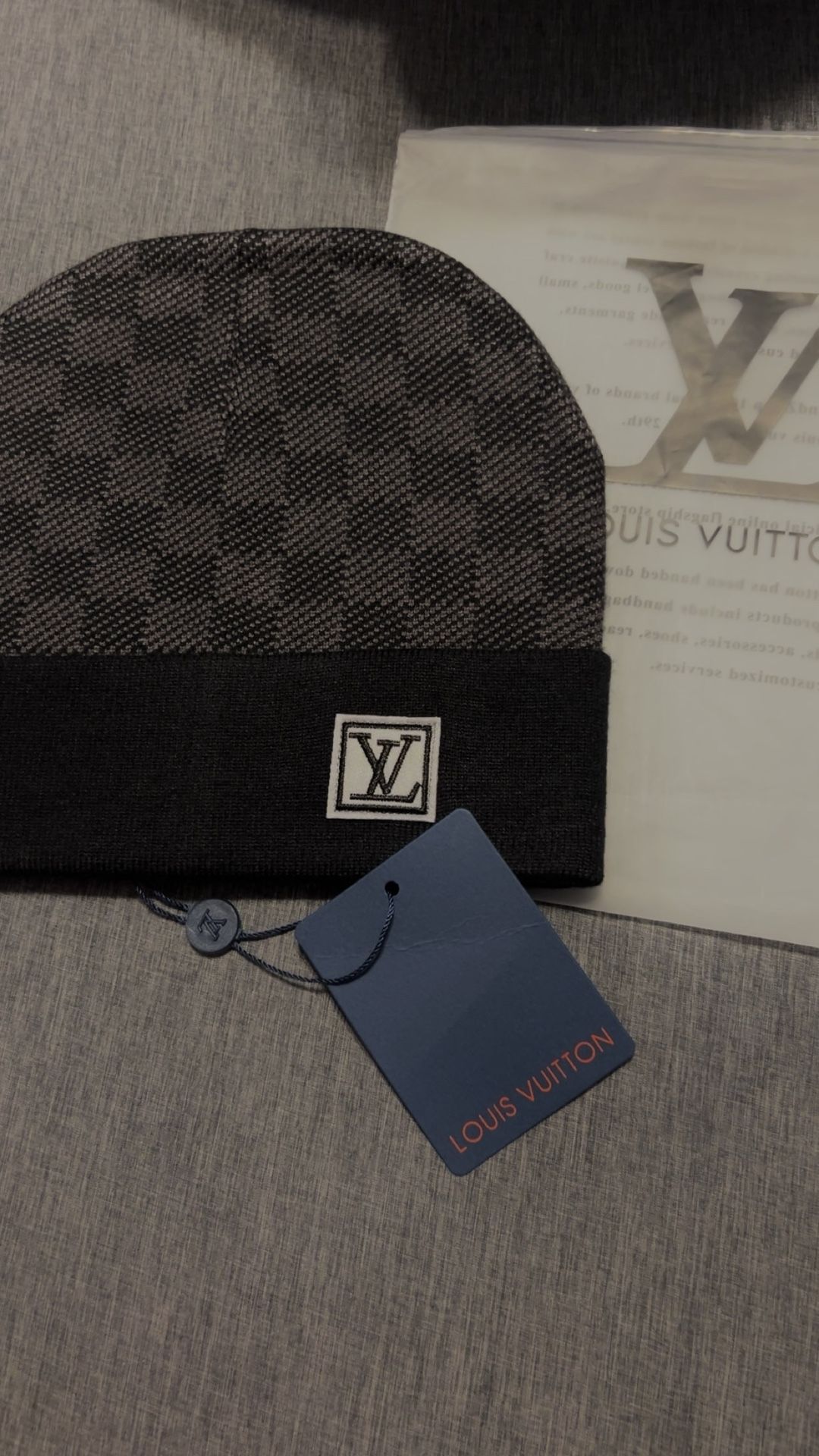 LV Bennie 