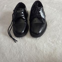 Boy Shoes Size 6
