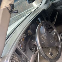 Chevy Suburban Part Out 