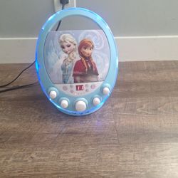 Disney  Frizen CD Player With Lights 