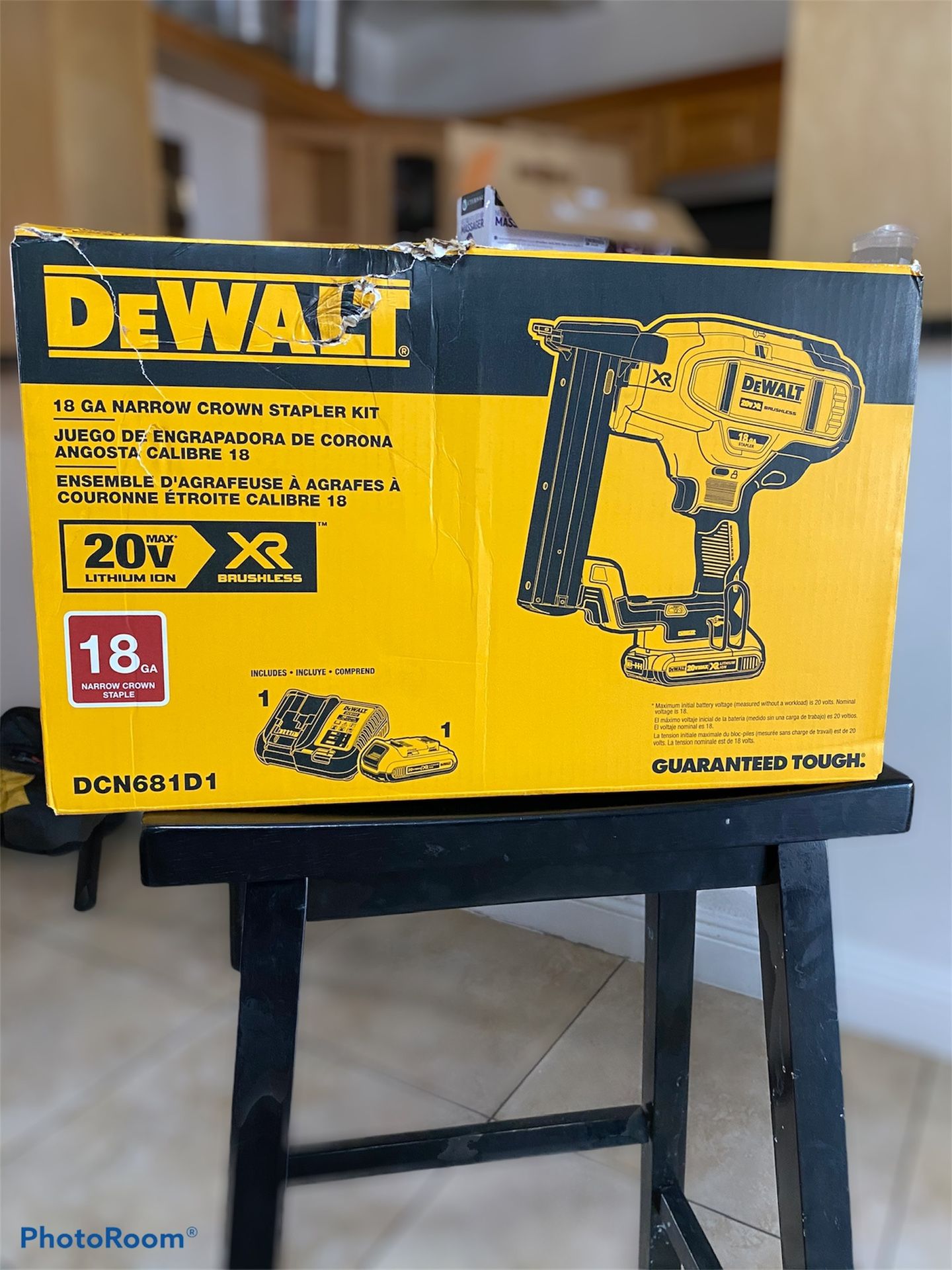 18ga Dewalt Narrow Crown Stapler Kit 🚨Model DCN681D1