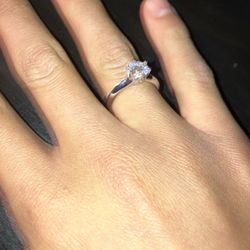 1 Carat Moissanite Solitaire Ring – Brilliant Cut