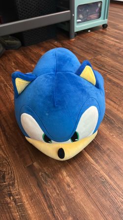 Sonic head plush