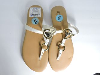 Woman's Guess Sandles