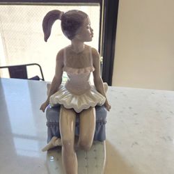 Lladro Porcelain Figurine