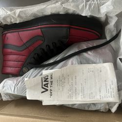 Deadpool Vans 125$
