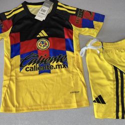 Soccer  kids niños size 22,24,26,28  4,5,6,7,9,10,11,12 years old America america 🦅🦅las home and away local visitante aguilas New Jersey  2025-  202