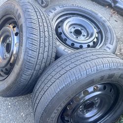 Used tires 