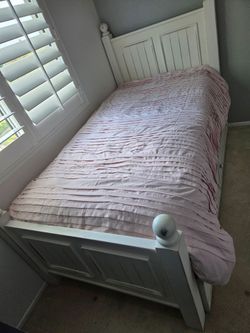 Cafe kid set brand, twin bed with trundle and dresser.  Off-white.