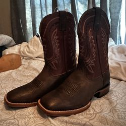 Brown Ariat ATS boots 