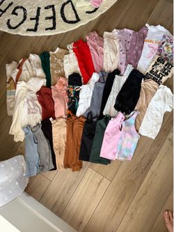 Girl’s clothes