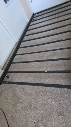 Twin size trundle bed