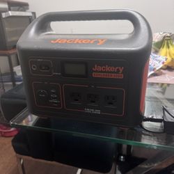 Jackery Explorer 1000 Power Station
