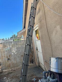 Werner 20 ft aluminum extension ladder