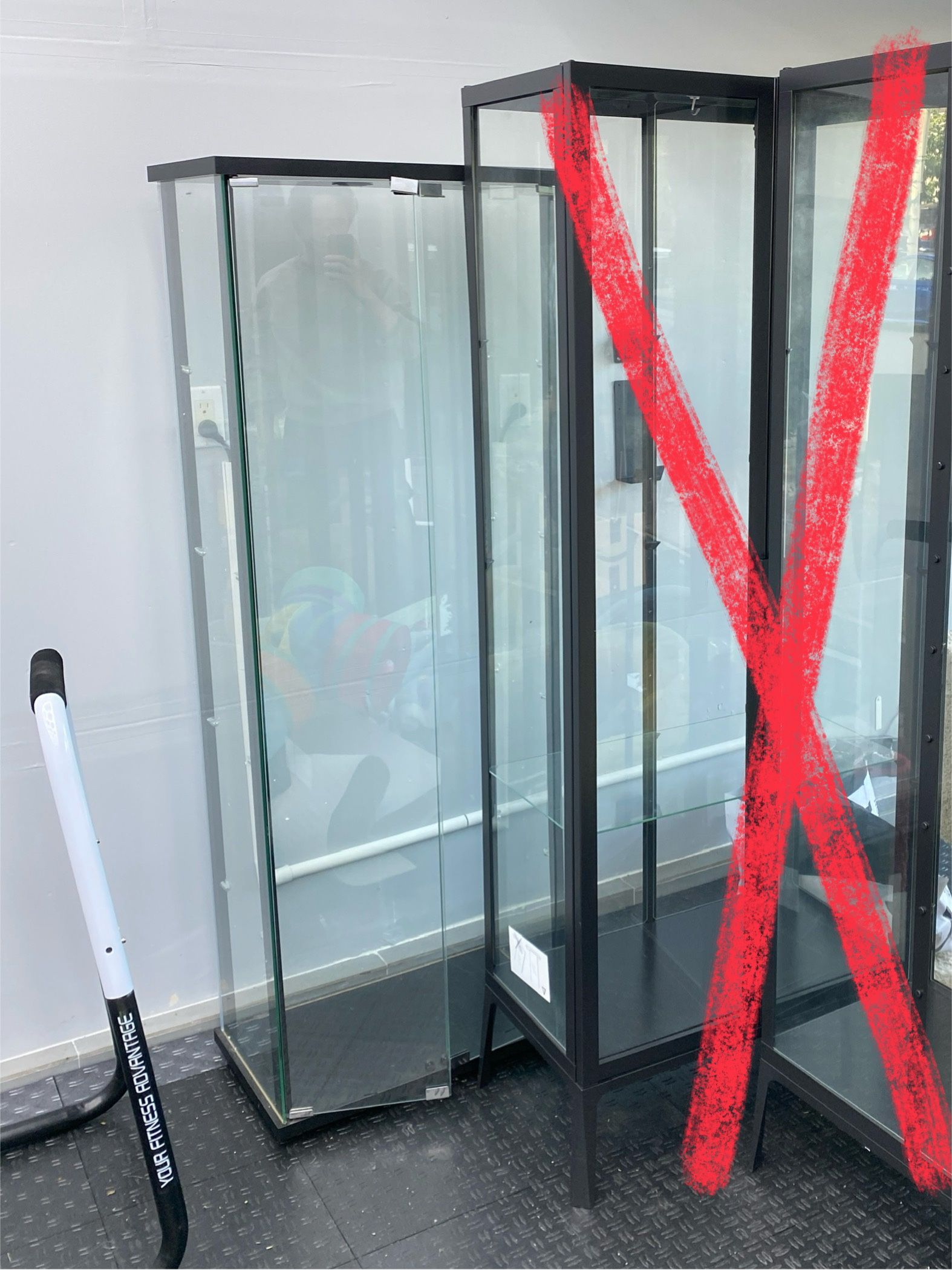 2 door glass display cabinet