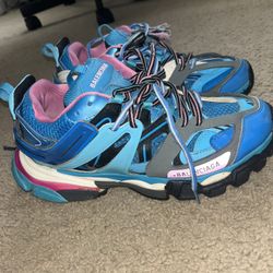 Tracks pink and blue sz 41