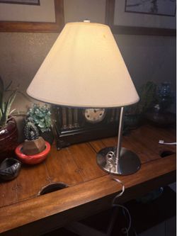 Lamp with lampshade