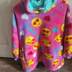 Emoji  One Size Fits Most 4-10 $6