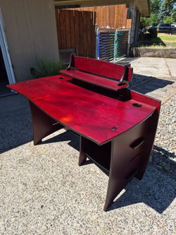 ⭐PIER ONE TOOL FREE Puzzle DESK and FREE Chair-Great Shape!