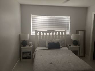 Bedroom set