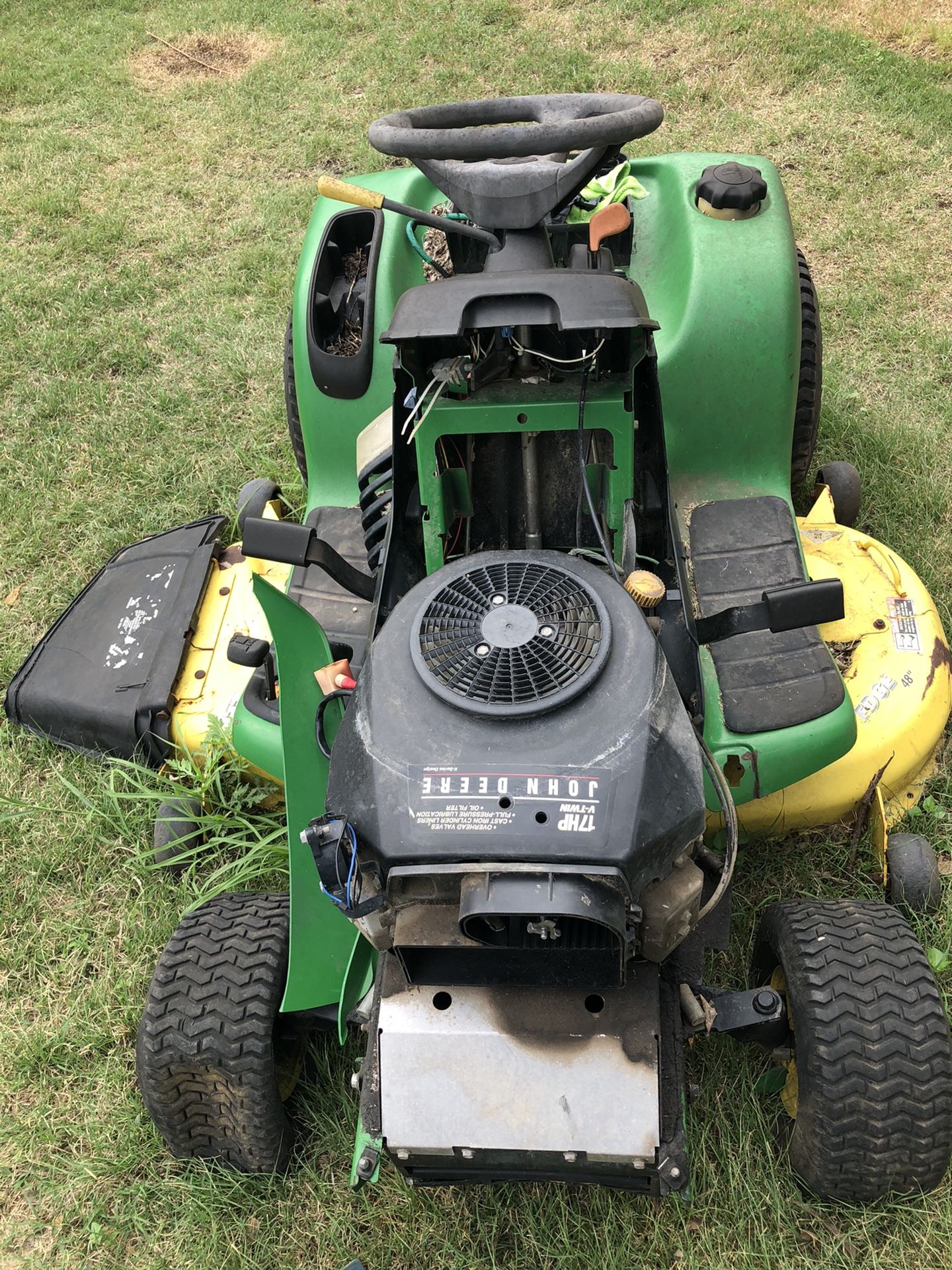 John Deere Lt 180 Riding Mower For Parts