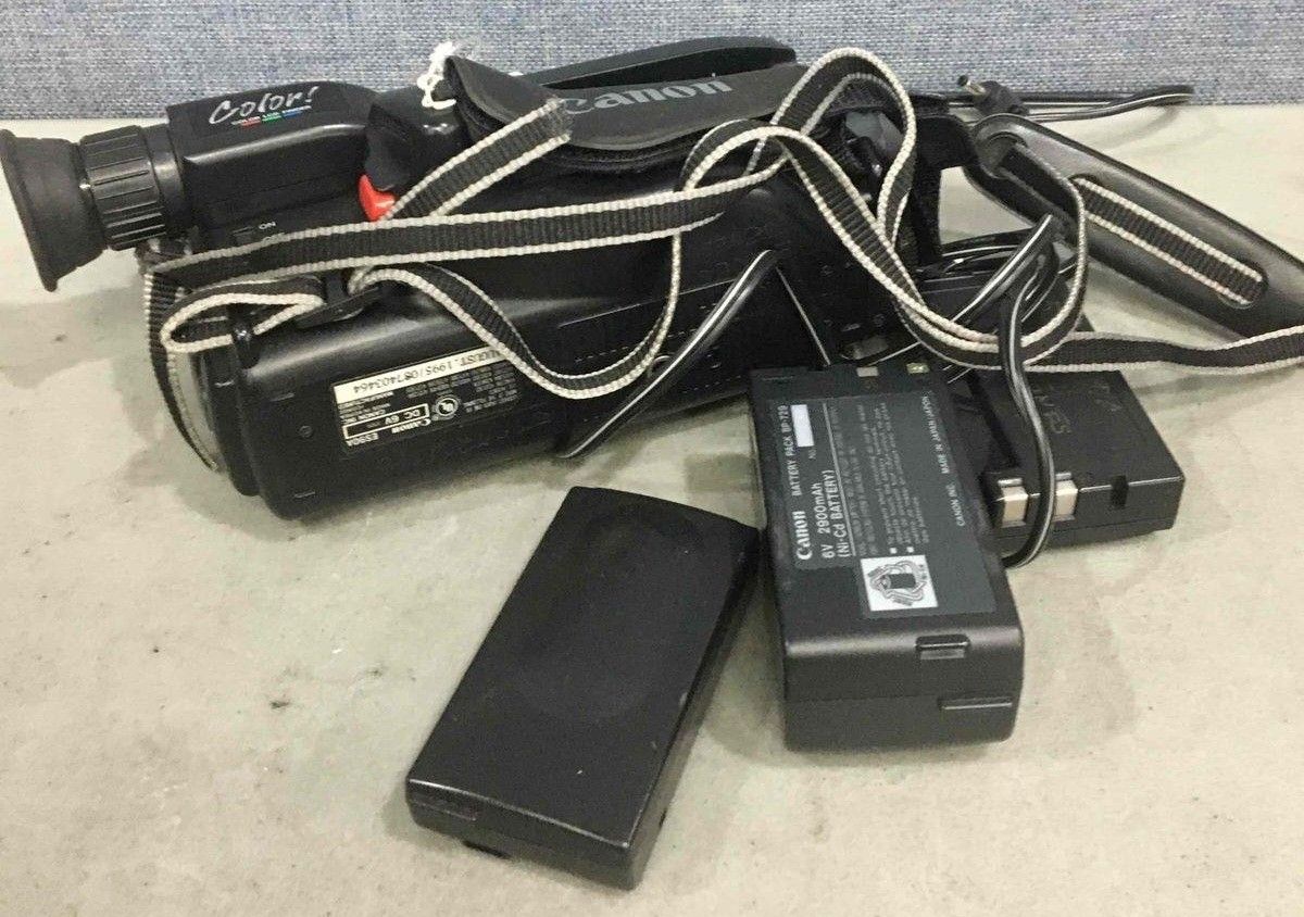 Canon ES90 Black 12x Optical Zoom Lens Fully Automatic 8mm Camcorder Camera.