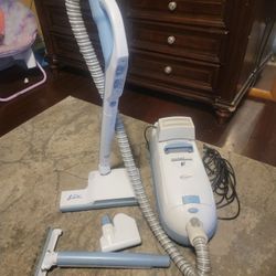 Electrolux Guardian HEPA Canister Vacuum With Hose And Attachments 