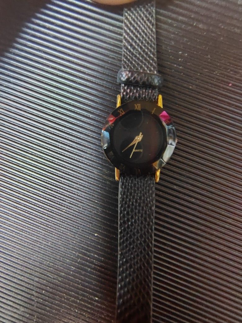 Beautiful Black Face Women's Watch