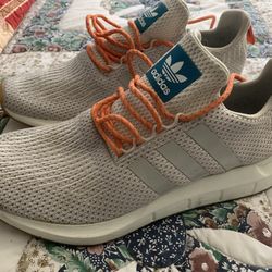 Adidas 10 Used Twice Excellent 