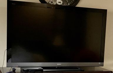 Sony Bravia 60 inch KDL-60EX500 LCD TV
