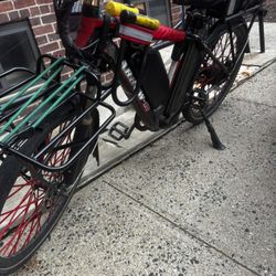 Arrow 10 With 3 Batteries 2 Racks. 