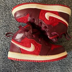 Jordan 1 Mid Red Quilt Size:5c (no box)