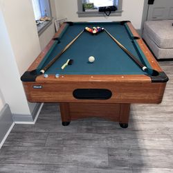 Billiard Pool Table MIZERAK