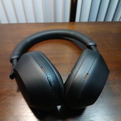 Sony WH-1000XM5
