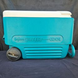 Vintage 1996 Igloo Wheelie-Cool Rolling Cooler - Retro 90s Teal and White (Made in USA)