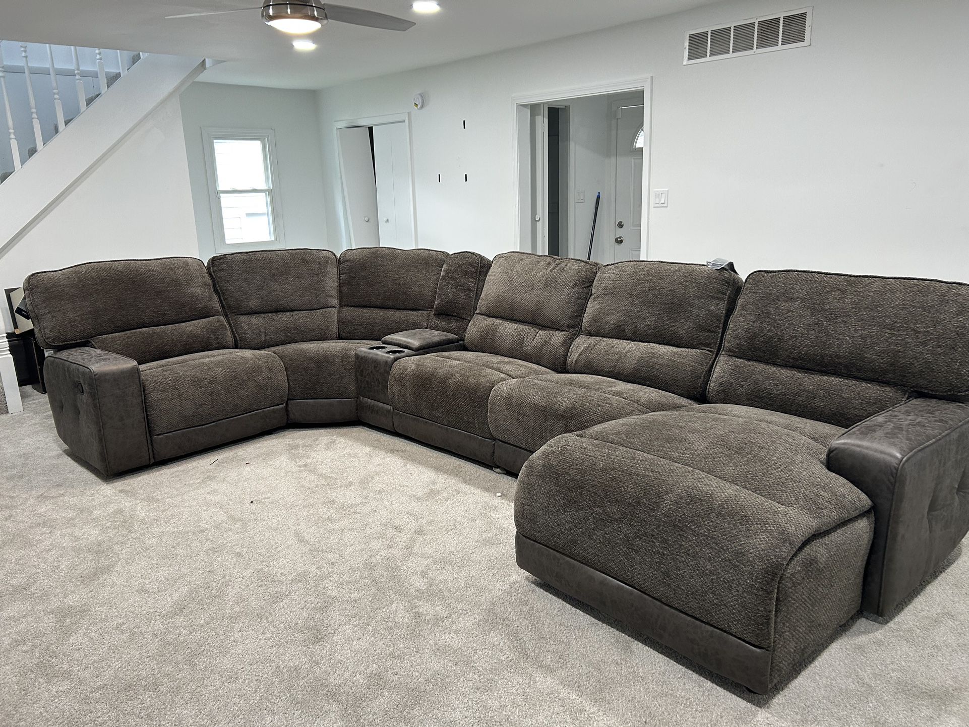 6 Sectional Couch