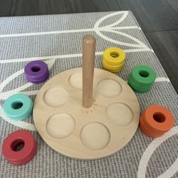 Lovery Ring Stacker