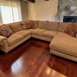 Brown 🤎 Pickup or Delivery Available
