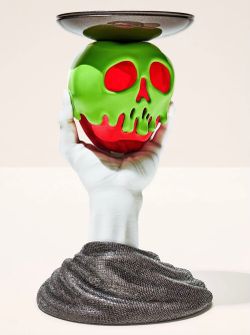 Beautiful Exclusive! ©️Disney Villains BATH & BODY WORKS💚🗡🪞🍎 POISON APPLE🍎🪞🗡💚Candle Pedastal