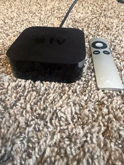 Apple TV 4K 32GB Streaming Media Player ), Model A1842