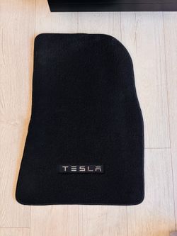 New- 1 Tesla Model 3 Floor mat passenger side