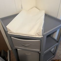 Corner Changing Table
