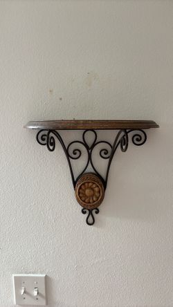 Plant shelf