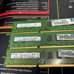 Samsung 12GB (3x4GB) DDR3 PC3-10600U ECC DIMM Server RAM M378B5273DH0-CH9
