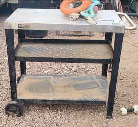 Royal Gourmet grill table