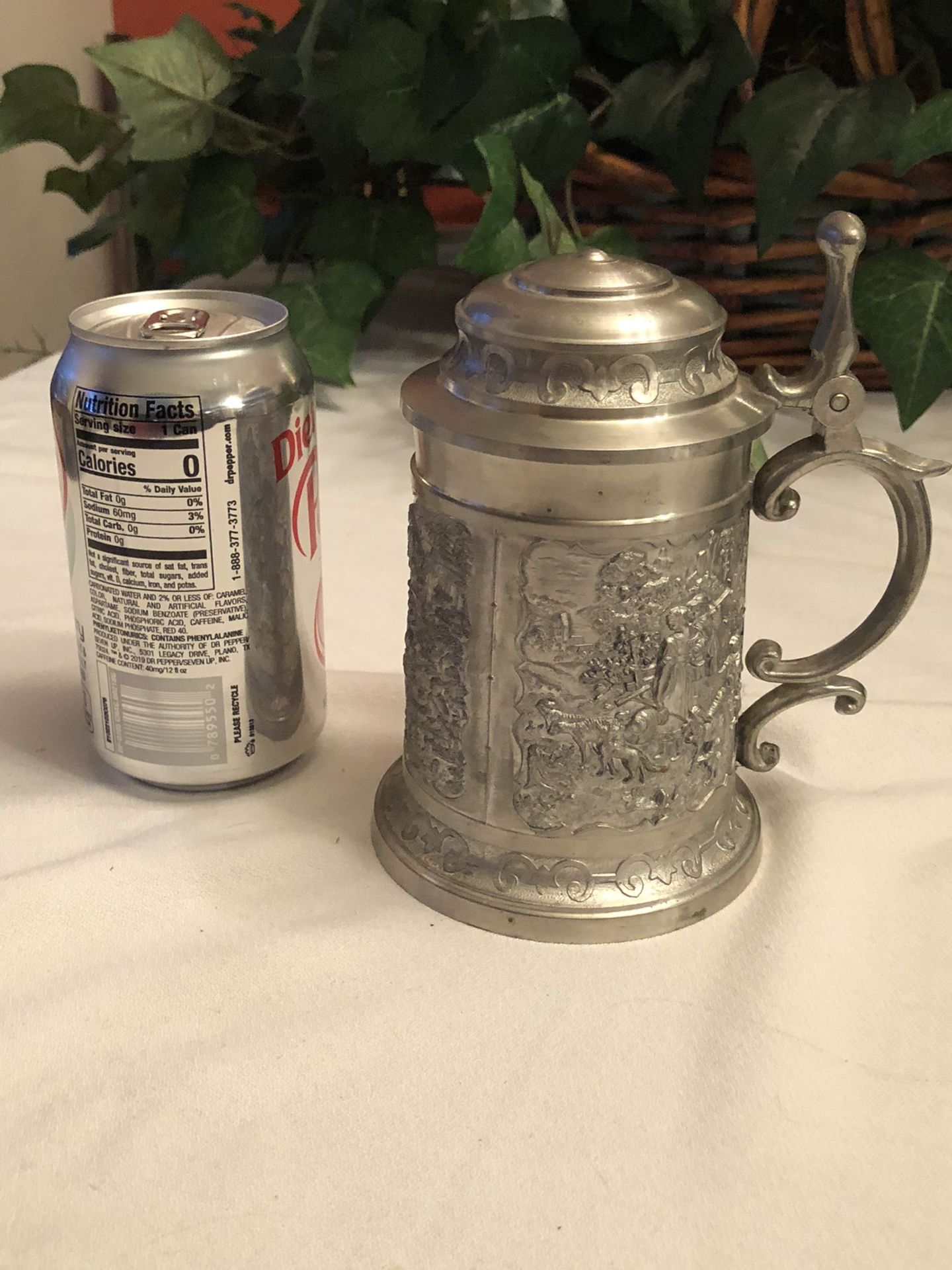 Vintage Pewter SKS design Lidded Beer Stein 6.5" tall 95% ZINN detailed scenes
