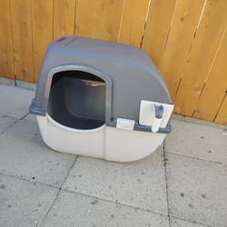 Flip cat litter box