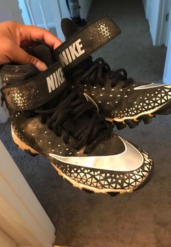 Football cleats size 4